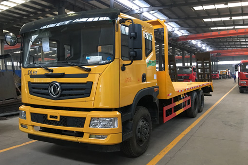 新手司機(jī)如何給挖機(jī)運(yùn)輸車更換潤滑油